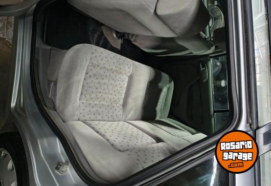 Autos - Volkswagen Gol country 2003 Nafta 180000Km - En Venta