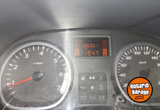 Autos - Renault DUSTER 2013 Nafta 106000Km - En Venta