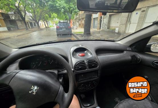 Autos - Peugeot Peugeot 206 2006 Diesel 237000Km - En Venta