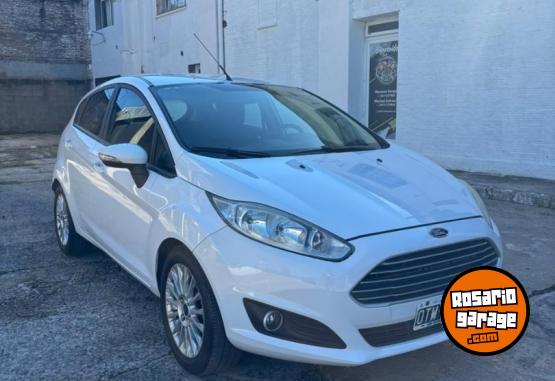 Autos - Ford Fiesta Kinetic SE 2015 Nafta 164000Km - En Venta
