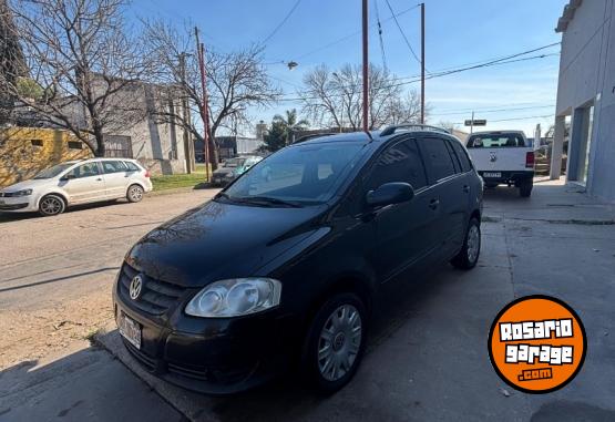 Autos - Volkswagen Suran 1.6 Confortline 2010 Nafta 150000Km - En Venta