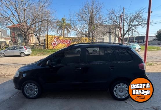 Autos - Volkswagen Suran 1.6 Confortline 2010 Nafta 150000Km - En Venta