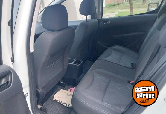 Autos - Peugeot 308 hdi allure 2017 Diesel 126000Km - En Venta