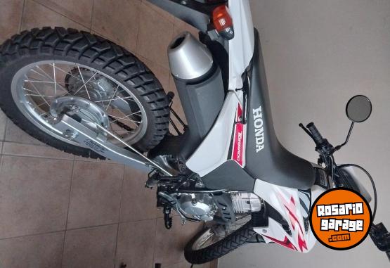Motos - Honda Xr 250 tornado 2023 Nafta 1286Km - En Venta