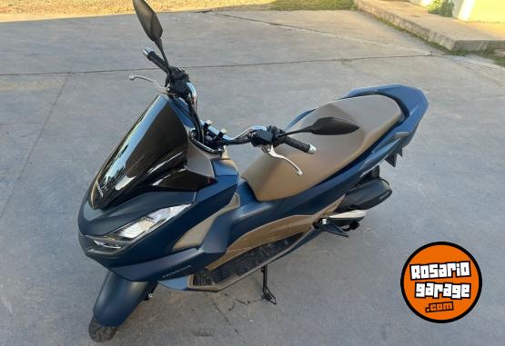 Motos - Honda Pcx 160 2023 Nafta 4000Km - En Venta