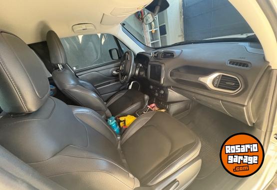 Camionetas - Jeep Renegade longitud 2020 Nafta 45000Km - En Venta