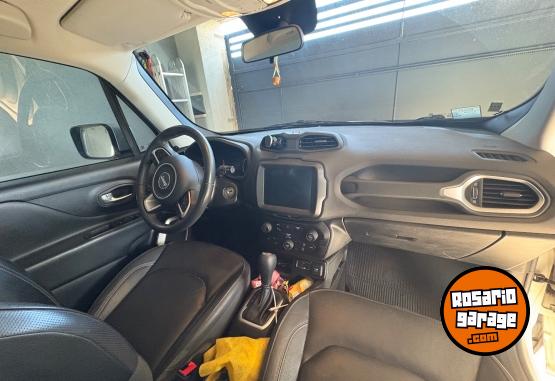 Camionetas - Jeep Renegade longitud 2020 Nafta 45000Km - En Venta