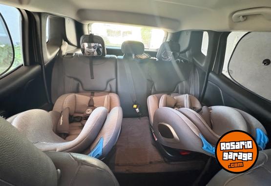 Camionetas - Jeep Renegade longitud 2020 Nafta 45000Km - En Venta