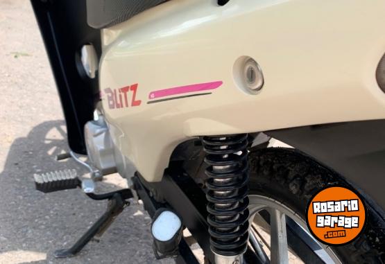 Motos - Motomel blitz 110 full 2023 Nafta 12000Km - En Venta