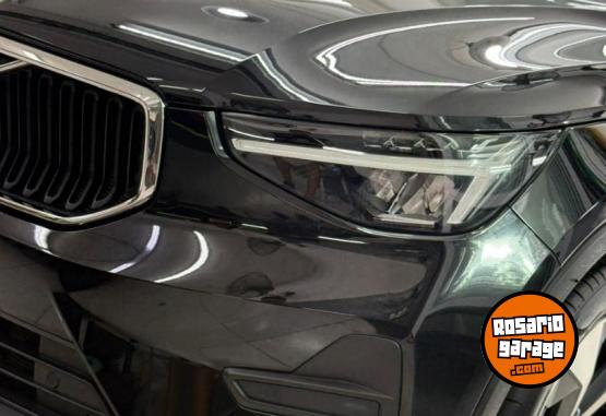 Camionetas - Volvo XC40 2.0 Mhev Plus B4 Fwd 2024 Electrico / Hibrido 10000Km - En Venta