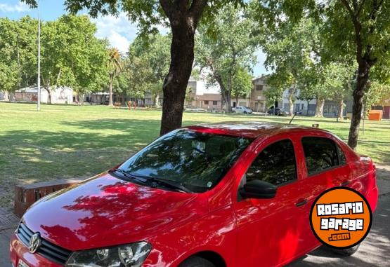 Autos - Volkswagen voyage 2014 Nafta 102000Km - En Venta