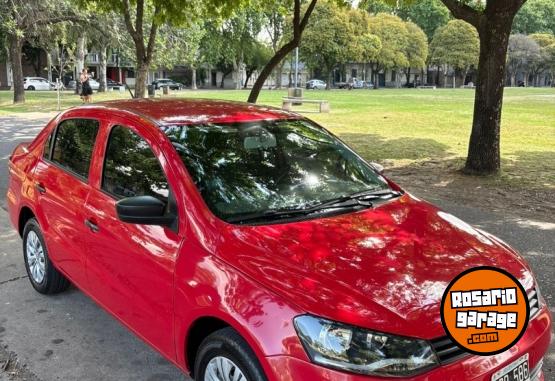 Autos - Volkswagen voyage 2014 Nafta 102000Km - En Venta