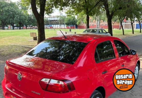 Autos - Volkswagen voyage 2014 Nafta 102000Km - En Venta