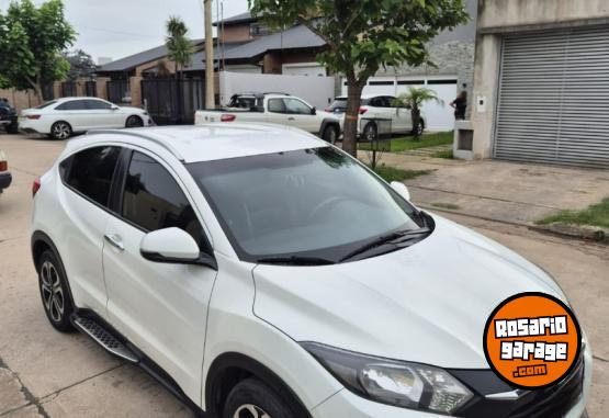 Autos - Honda HRV 2016 Nafta 127000Km - En Venta