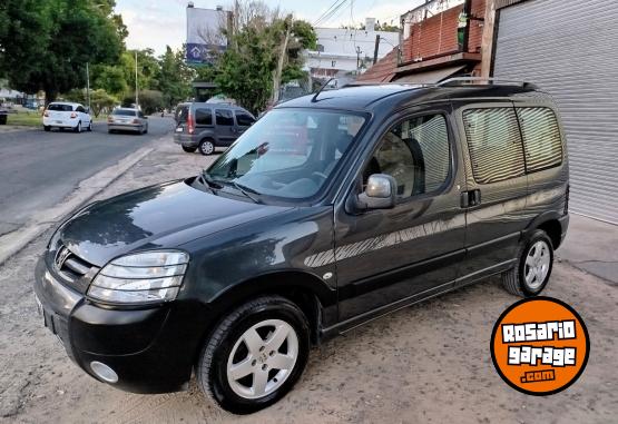 Utilitarios - Peugeot PARTNER PATAGONICA 2015 Nafta 130000Km - En Venta