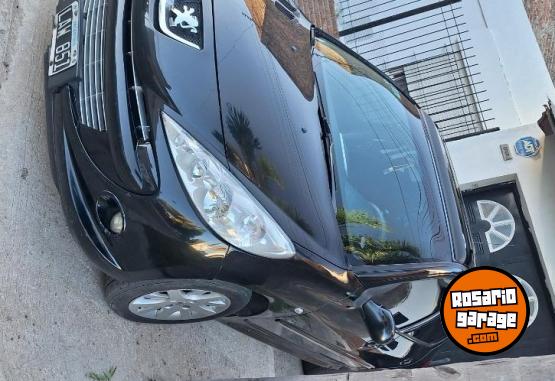 Autos - Peugeot Peugeot 207 xt 1.4 hdi 2012 Diesel 186000Km - En Venta
