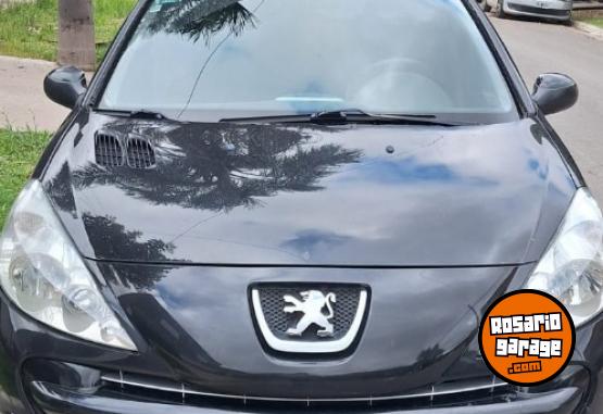 Autos - Peugeot 207 2012 Diesel 187000Km - En Venta