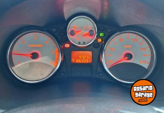 Autos - Peugeot 207 2012 Diesel 187000Km - En Venta