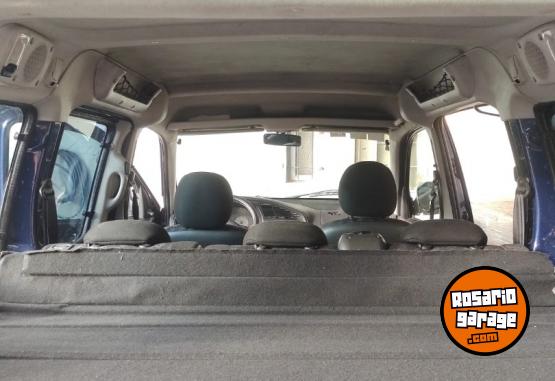 Utilitarios - Citroen Berlingo multispace sedan 2007 Diesel 273600Km - En Venta