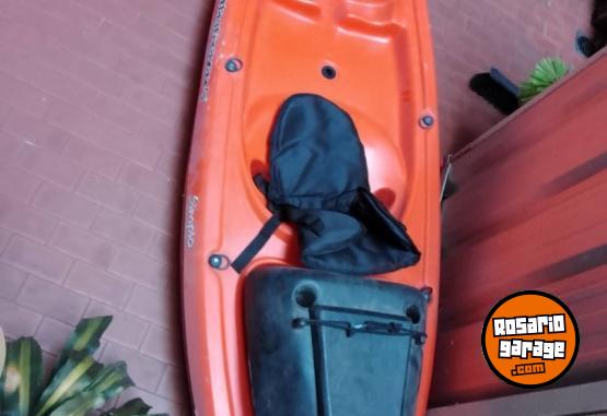 Deportes N&aacute;uticos - Kayak pl�stico - En Venta