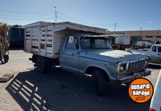 Camiones y Gr�as - Ford 350 - En Venta