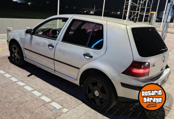 Autos - Volkswagen Golf 2000 Diesel 260000Km - En Venta