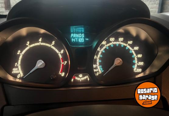 Autos - Ford Fiesta Kinetic Design SE 2017 Nafta 147000Km - En Venta