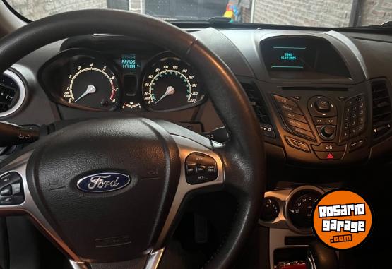 Autos - Ford Fiesta Kinetic Design SE 2017 Nafta 147000Km - En Venta