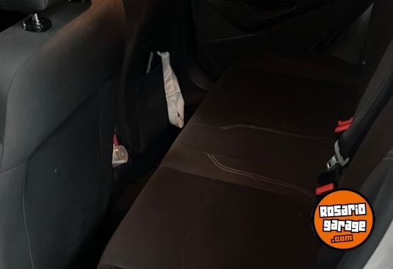Autos - Ford Fiesta Kinetic Design SE 2017 Nafta 147000Km - En Venta