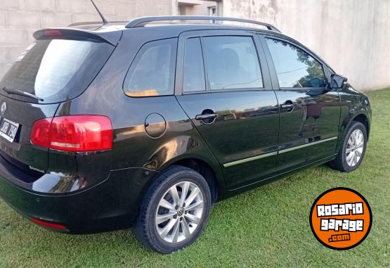 Autos - Volkswagen Suran higtline 1.6 2011 Nafta 133000Km - En Venta