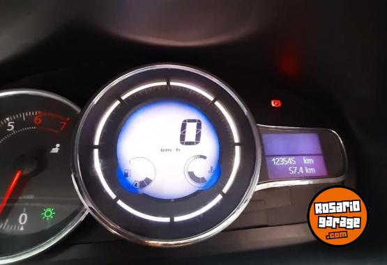 Autos - Renault FLUENCE PH2 1.6 DYNAMIC P 2015 Nafta 124000Km - En Venta