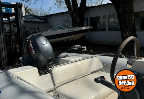 Embarcaciones - SEMIRRIGIDO IMPECABLE - En Venta