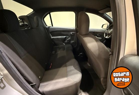 Autos - Renault Logan 2024 Nafta 35000Km - En Venta