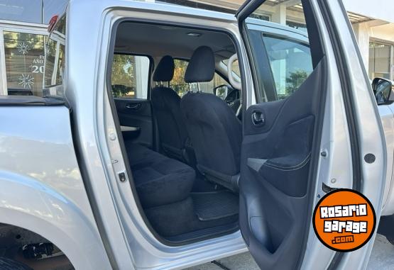 Camionetas - Nissan NP300 FRONTIER D/C LE 4x4 2017 Diesel 285000Km - En Venta