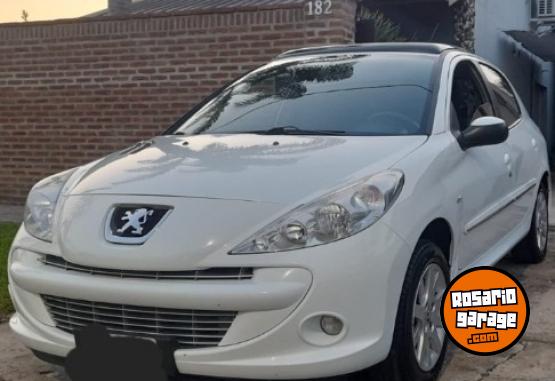 Autos - Peugeot 207 2012 Nafta 101000Km - En Venta