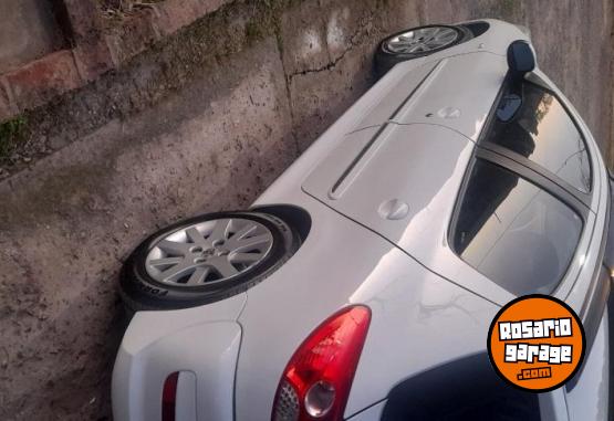 Autos - Peugeot 207 2012 Nafta 101000Km - En Venta