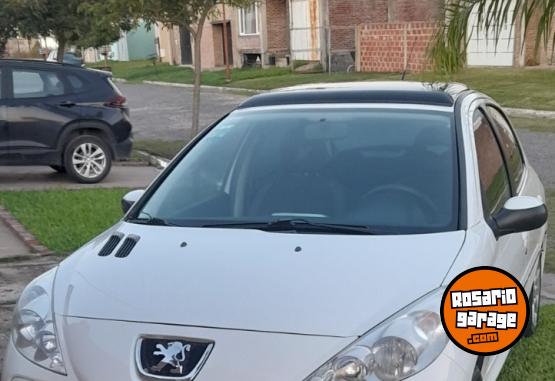 Autos - Peugeot 207 2012 Nafta 101000Km - En Venta