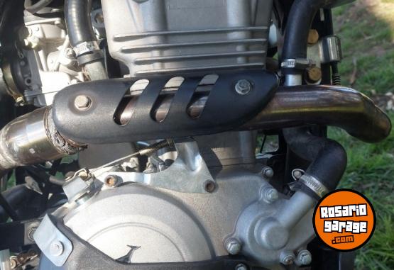 Motos - Corven TXR 2017 Nafta 18000Km - En Venta