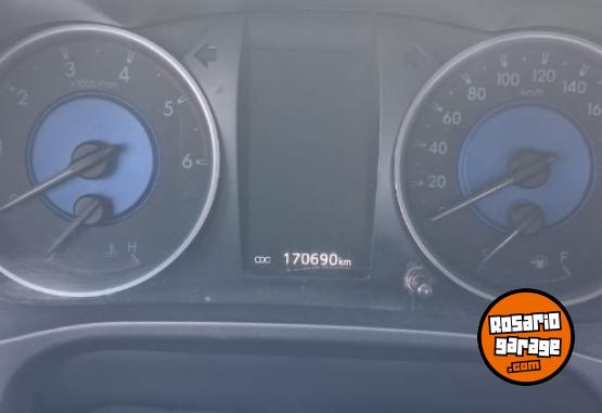 Camionetas - Toyota Hilux 2016 Diesel 170000Km - En Venta