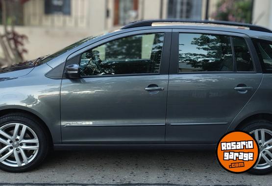 Autos - Volkswagen Suran 2018 Nafta 200000Km - En Venta