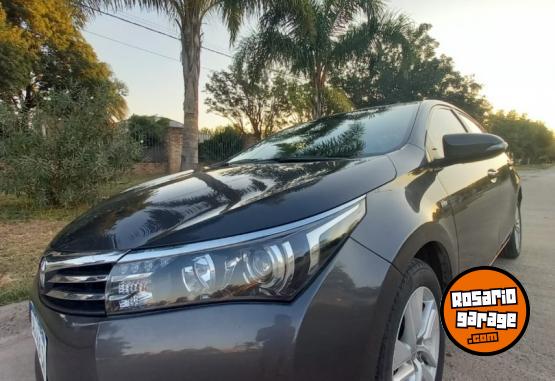 Autos - Toyota COROLLA 2017 Nafta 82000Km - En Venta