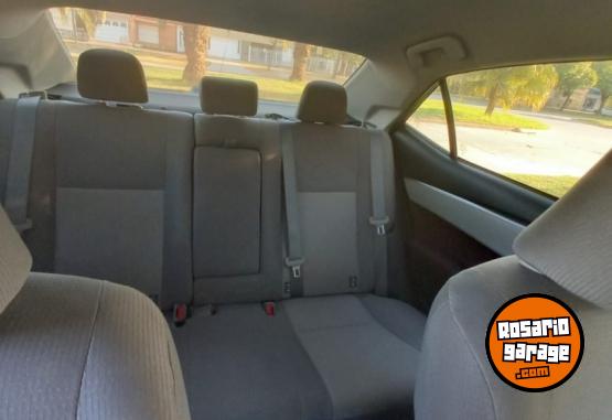 Autos - Toyota COROLLA 2017 Nafta 82000Km - En Venta