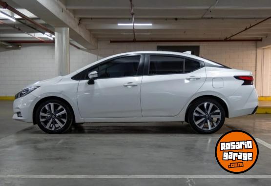 Autos - Nissan Versa 2023 Nafta 20000Km - En Venta