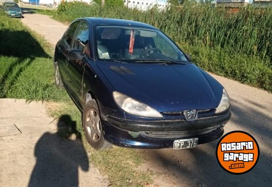 Autos - Peugeot 206 2000 Nafta 200000Km - En Venta
