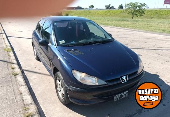 Autos - Peugeot 206 2000 Nafta 200000Km - En Venta