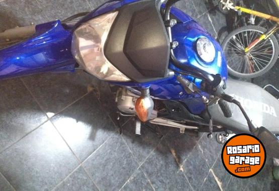 Motos - Honda 2018 2018 Nafta 180000Km - En Venta