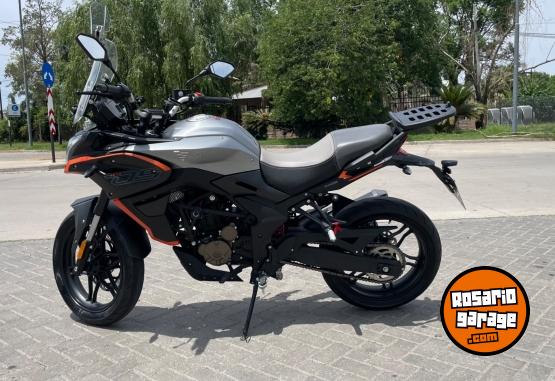 Motos - Voge DS 300 2022 Nafta 3400Km - En Venta