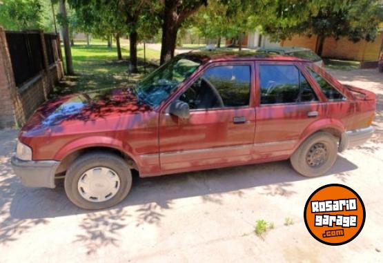 Autos - Ford Escort 1993 Nafta 111111Km - En Venta