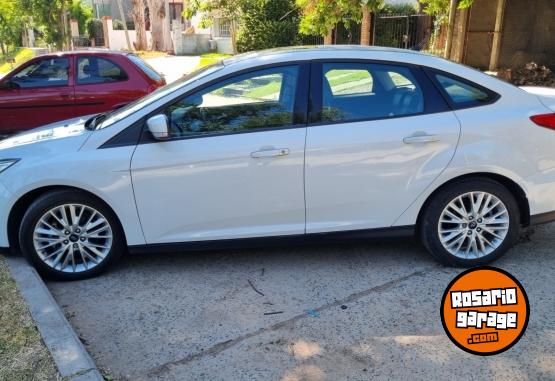 Autos - Ford Focus 2.0 SE plus 2018 Nafta 88500Km - En Venta