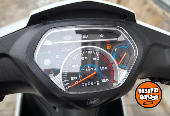 Motos - Honda WAVE 110S 2024 Nafta 9000Km - En Venta